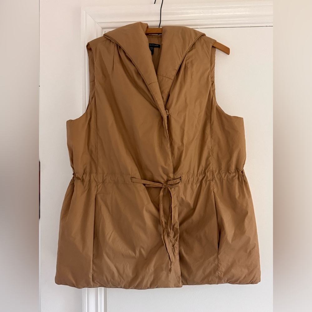 Eileen Fisher Women's Tan Hooded Puffer Vest SIZE SMALL (Runs Big)